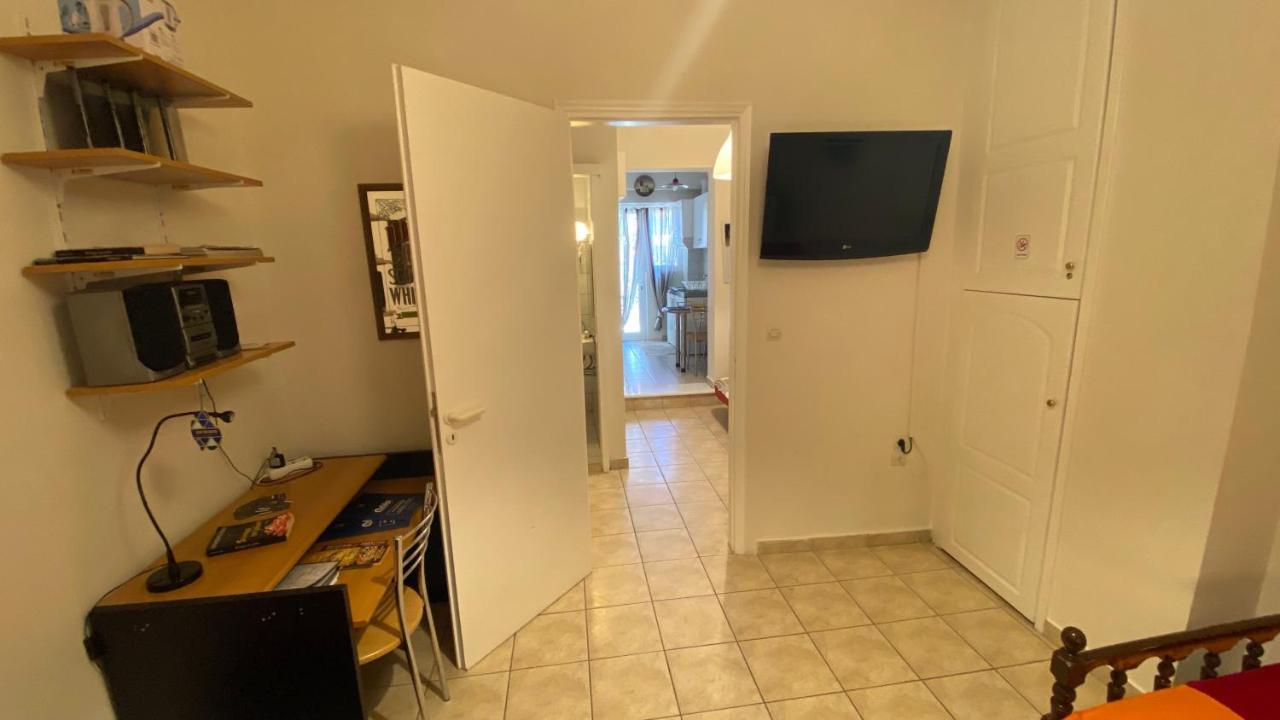 Patras Centre Apartment Esterno foto