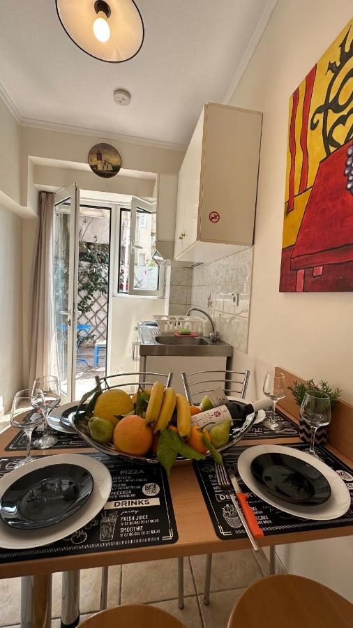 Patras Centre Apartment Esterno foto